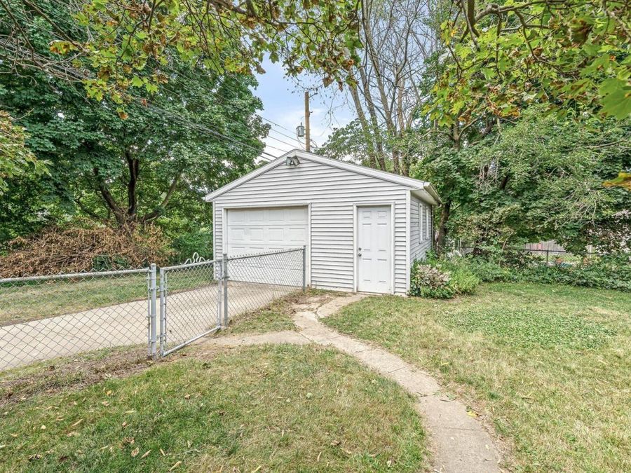 Property Image 28