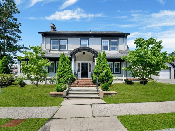 62 Waller Avenue, White Plains, NY 10605