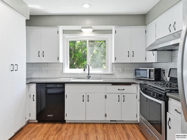 5067 S 130th Circle, Omaha, NE 68137