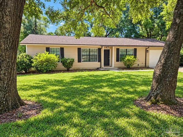 3005 Lenora Cir, Pensacola, FL 32526