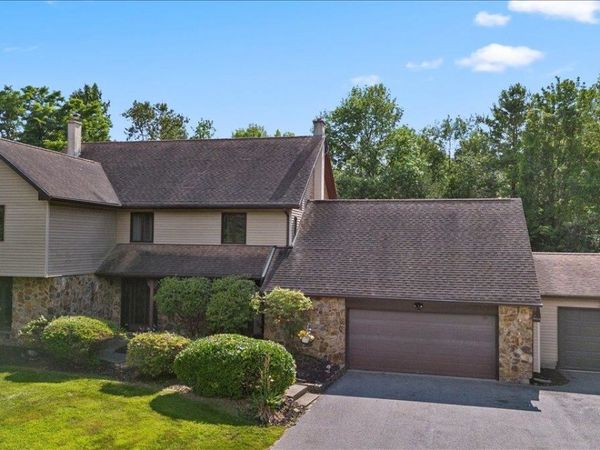 230 Pine Meadow Drive, Colchester, VT 05446