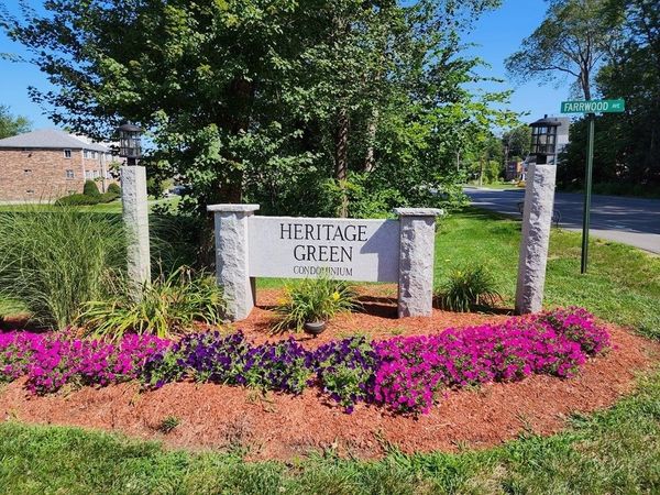 230 Chickering Road, Unit 10, North Andover, MA 01845
