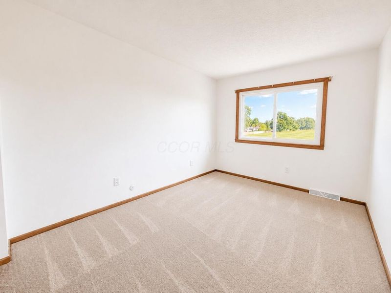 1656 Staffordshire Road , Columbus, OH 43229 Photo 22