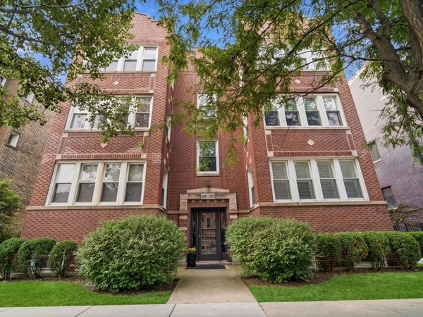 2449 W Foster Avenue , Unit 2E, Chicago, IL 60625