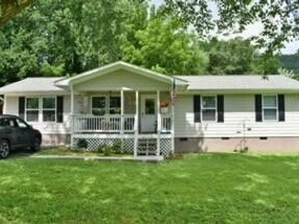 181 Spring Street , Spring City, TN 37381