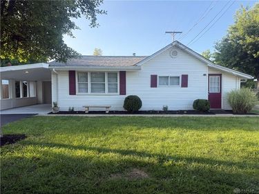 125 E Weaver Street, New Lebanon, OH 45345