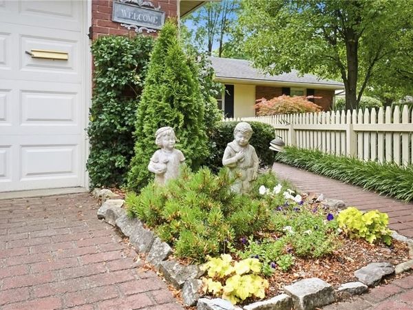 2236 Berrycreek Drive, Kettering, OH 45440