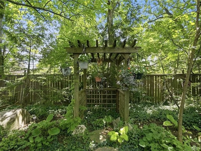 2236 Berrycreek Drive, Kettering, OH 45440 Photo 31