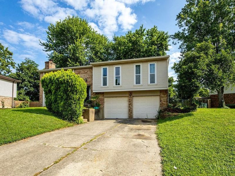 5492 Revmal Lane, Delhi Twp, OH 45238 Photo 2