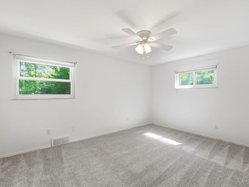 9062 Fontainebleau Terrace, Springfield Twp., OH 45231 Photo 25