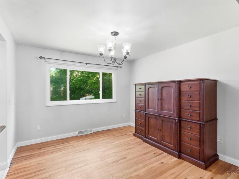 9062 Fontainebleau Terrace, Springfield Twp., OH 45231 Photo 9