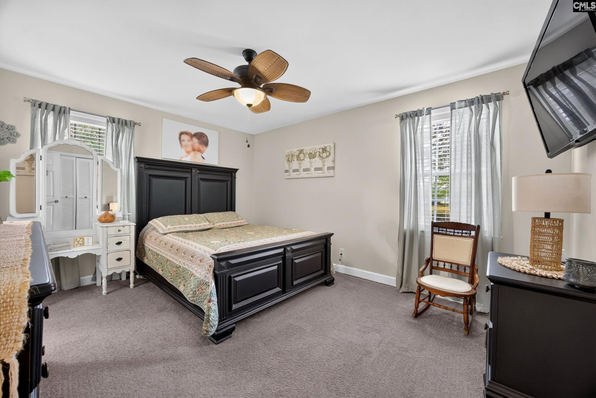 300 Calcutta Drive  Photo 15