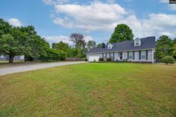 300 Calcutta Drive  photo 4