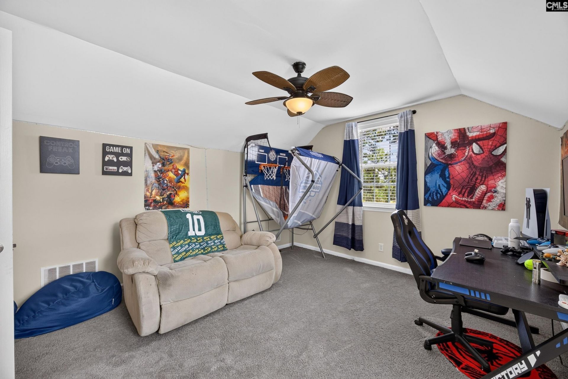 300 Calcutta Drive  Photo 21