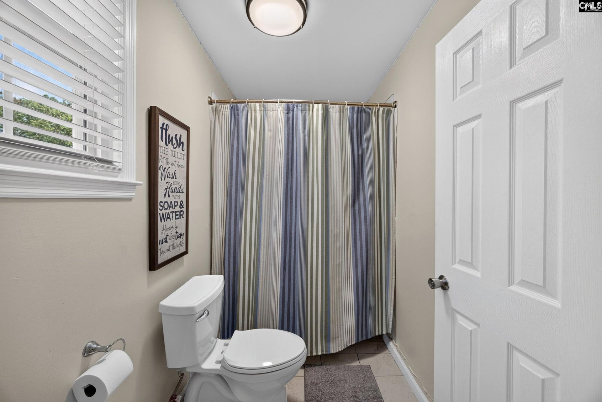 300 Calcutta Drive  Photo 22