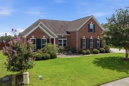 1360 Beechfern Circle photo 4
