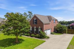 1360 Beechfern Circle photo 4