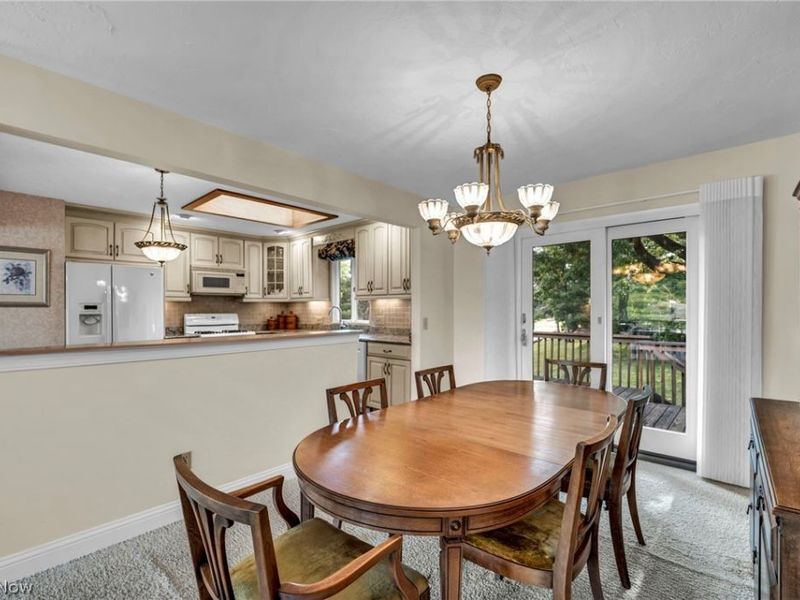 5669 Marble Lane, Willoughby, OH 44094 Photo 7