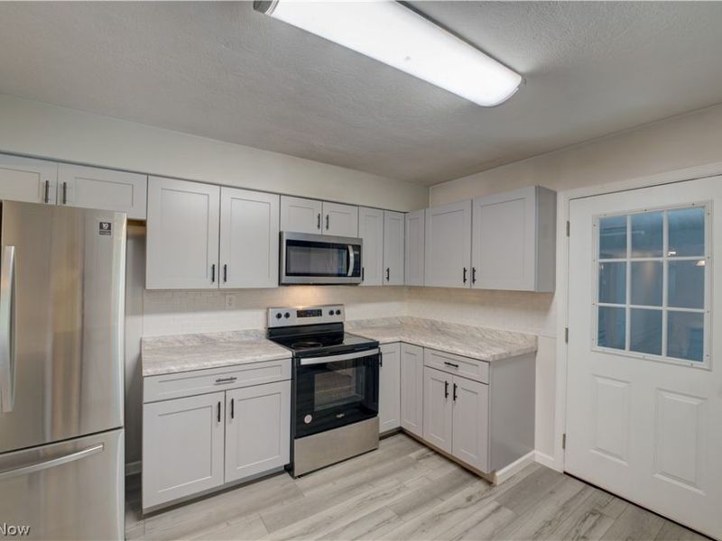 1715 Chenango , Wakeman, OH 44889 Photo 11