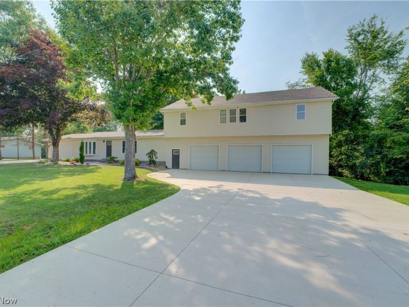 1715 Chenango , Wakeman, OH 44889 Photo 2