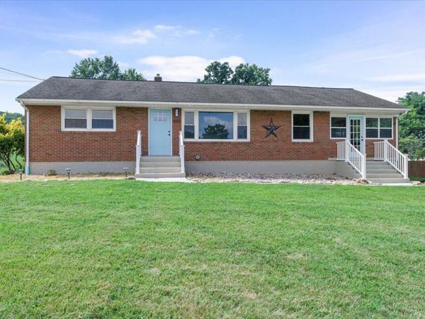 503 Palisades DR , Vinton, VA 24179