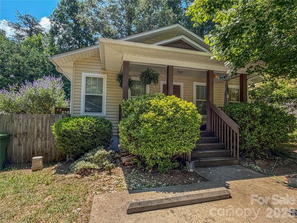 5 Springmill Drive , Asheville, NC 28806