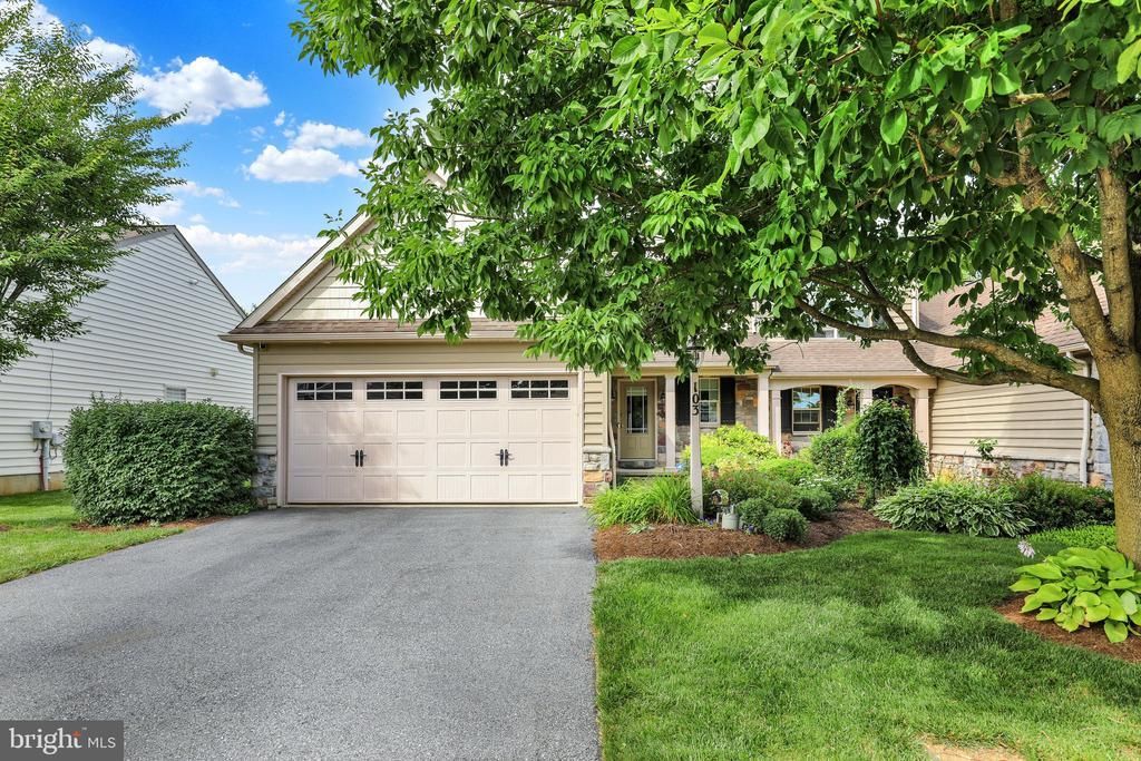 103 GOLDENFIELD DRIVE , LANCASTER, PA 17603