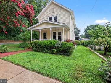 923 MONUMENT AVENUE , FREDERICKSBURG, VA 22401