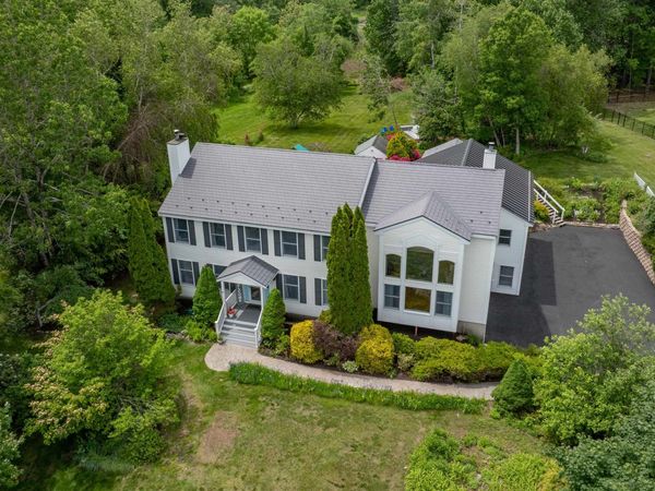 7 Longview Circle, Pelham, NH 03076