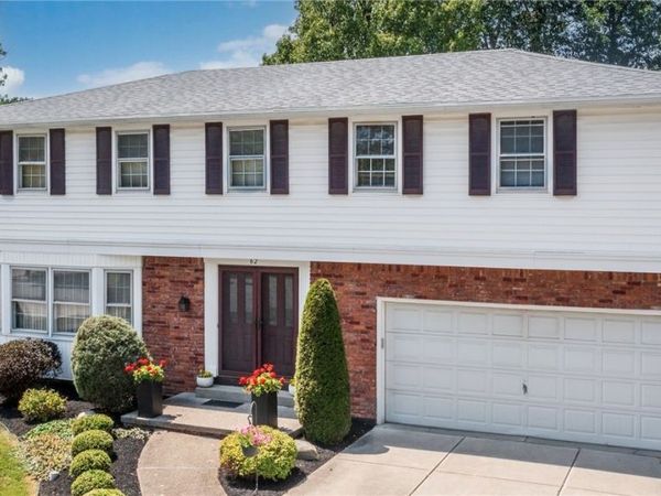 62 Heritage Road W, Buffalo, NY 14221