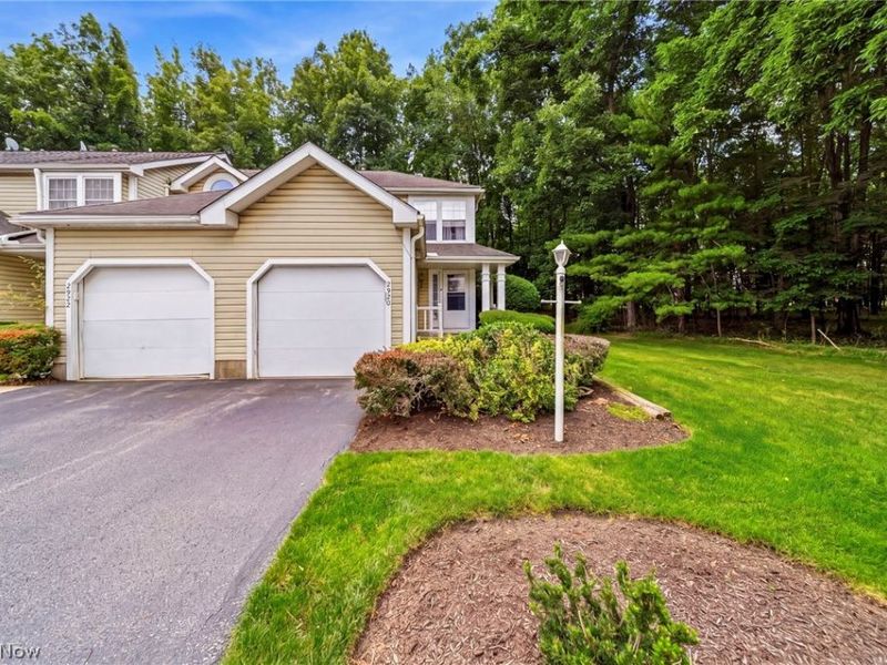 2920 Heatherwood Court, Stow, OH 44224 Photo 3