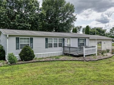 5338 Angela Drive NW, Unit 25, Beach City, OH 44608