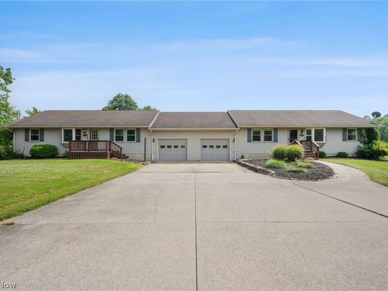 9522 Newton Falls Road, Ravenna, OH 44266 Photo 1
