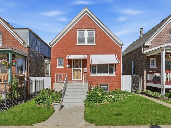 2229 N Kedvale Avenue , Chicago, IL 60639