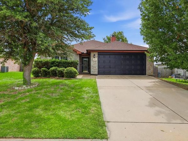 117 Hampton Court, Rhome, TX 76078