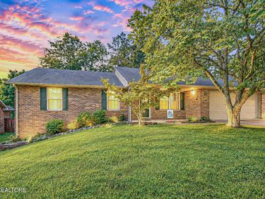 2130 Tuscany Gardens Drive, Powell, TN 37849