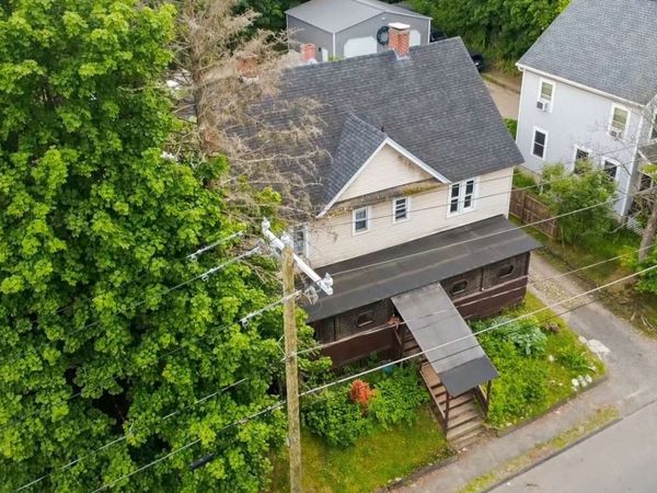 98 Lincoln St, Pittsfield, MA 01541