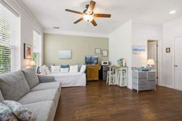1581 Bluewater Way photo 4