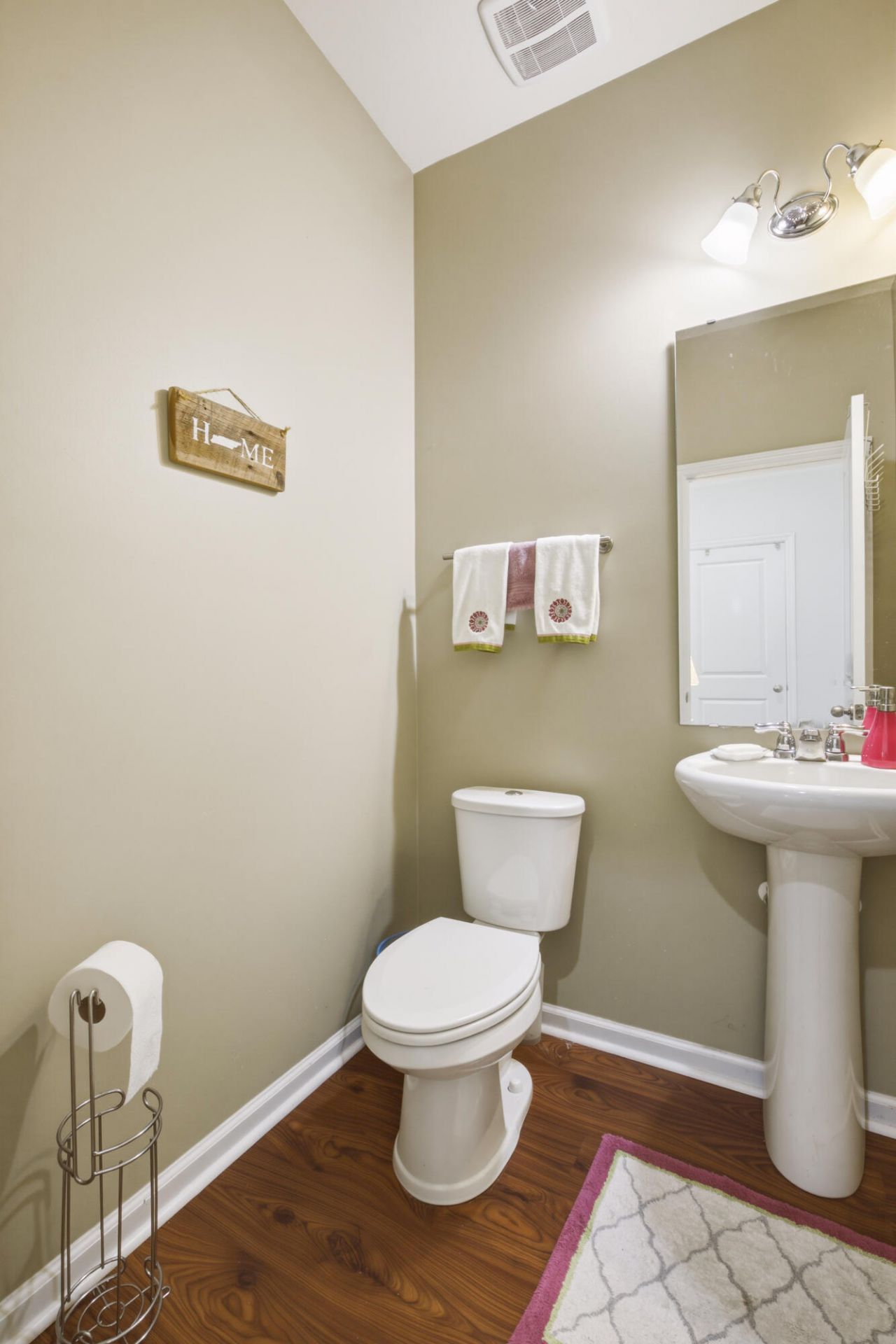 1581 Bluewater Way Photo 5
