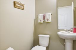 1581 Bluewater Way photo 4