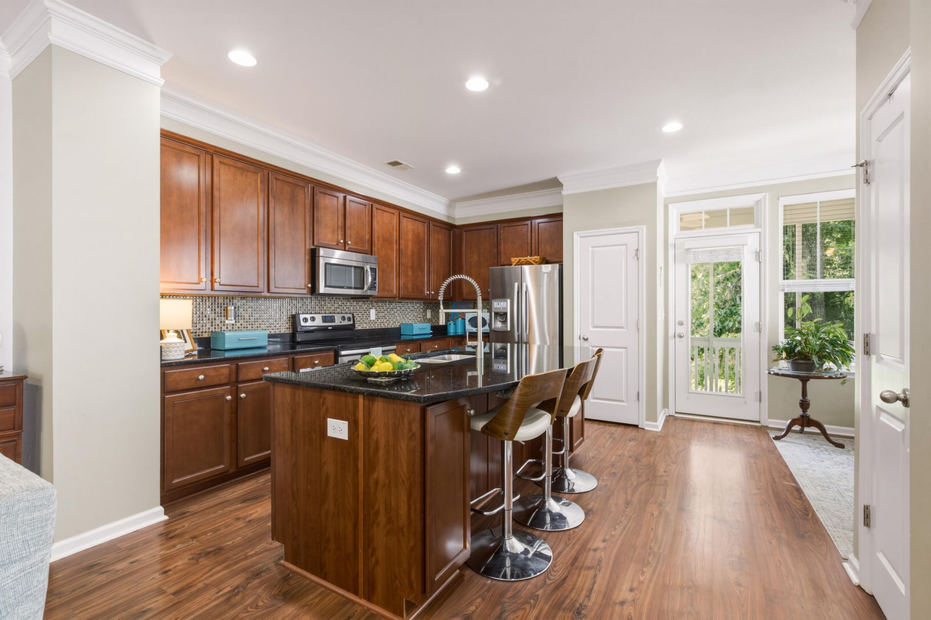 1581 Bluewater Way Photo 9