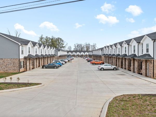 1625 Golf Club Ln , Unit 308, Clarksville, TN 37043