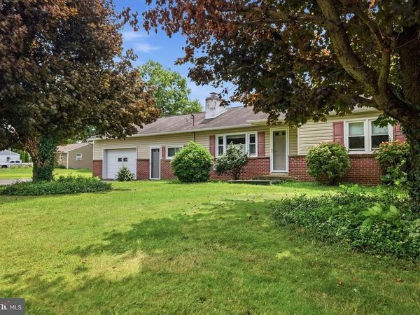 105 N RIDGE ROAD, PERKASIE, PA 18944