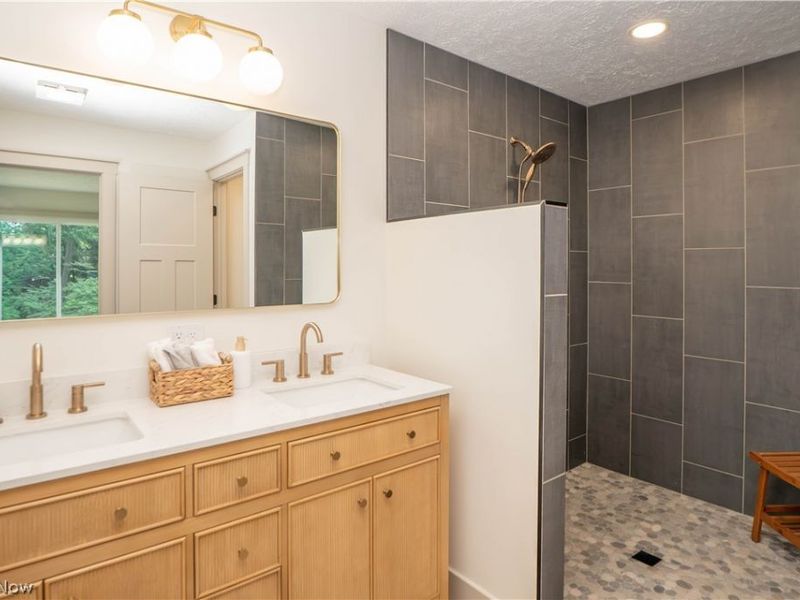 4567 Rex Lake Drive, New Franklin, OH 44319 Photo 30