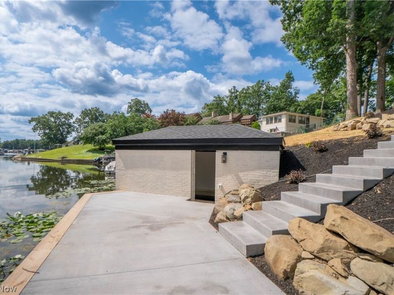 4567 Rex Lake Drive, New Franklin, OH 44319 Photo 42