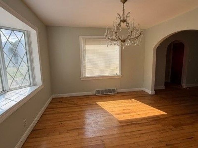 820 Woodlawn Avenue NW, Canton, OH 44708 Photo 10