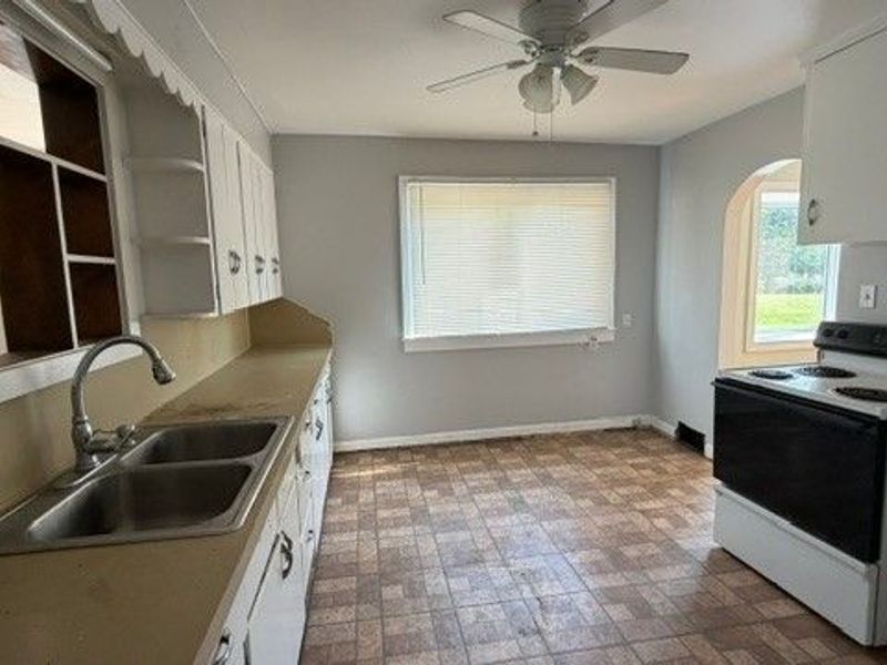 820 Woodlawn Avenue NW, Canton, OH 44708 Photo 9