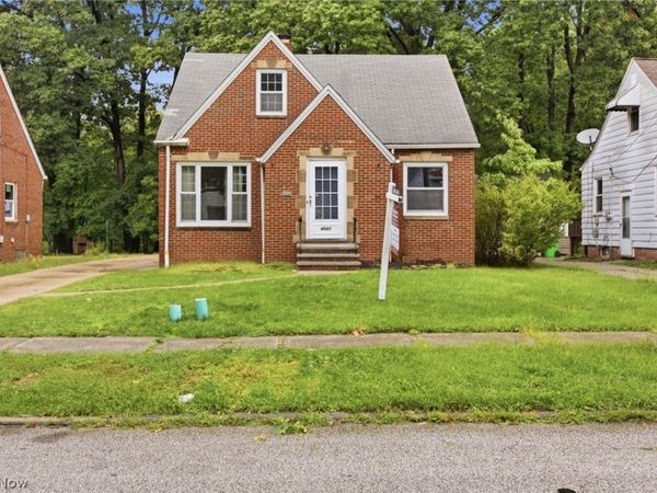 4521 Emerson Road, South Euclid, OH 44121