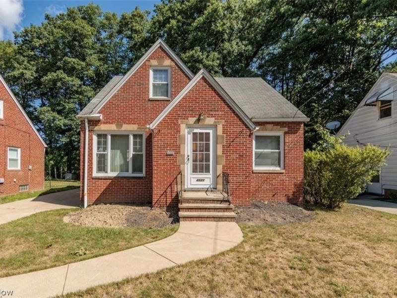 4521 Emerson Road, South Euclid, OH 44121 Photo 1