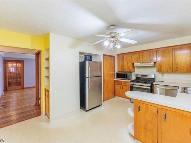 4521 Emerson Road, South Euclid, OH 44121 Photo 11
